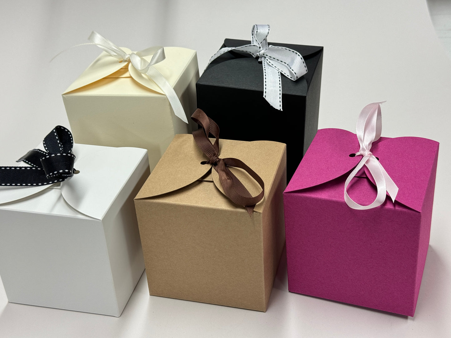 TIE TOP Wedding/Party Favour Box (large) - Size 10 x 10 x 10cm (Pack of x5)