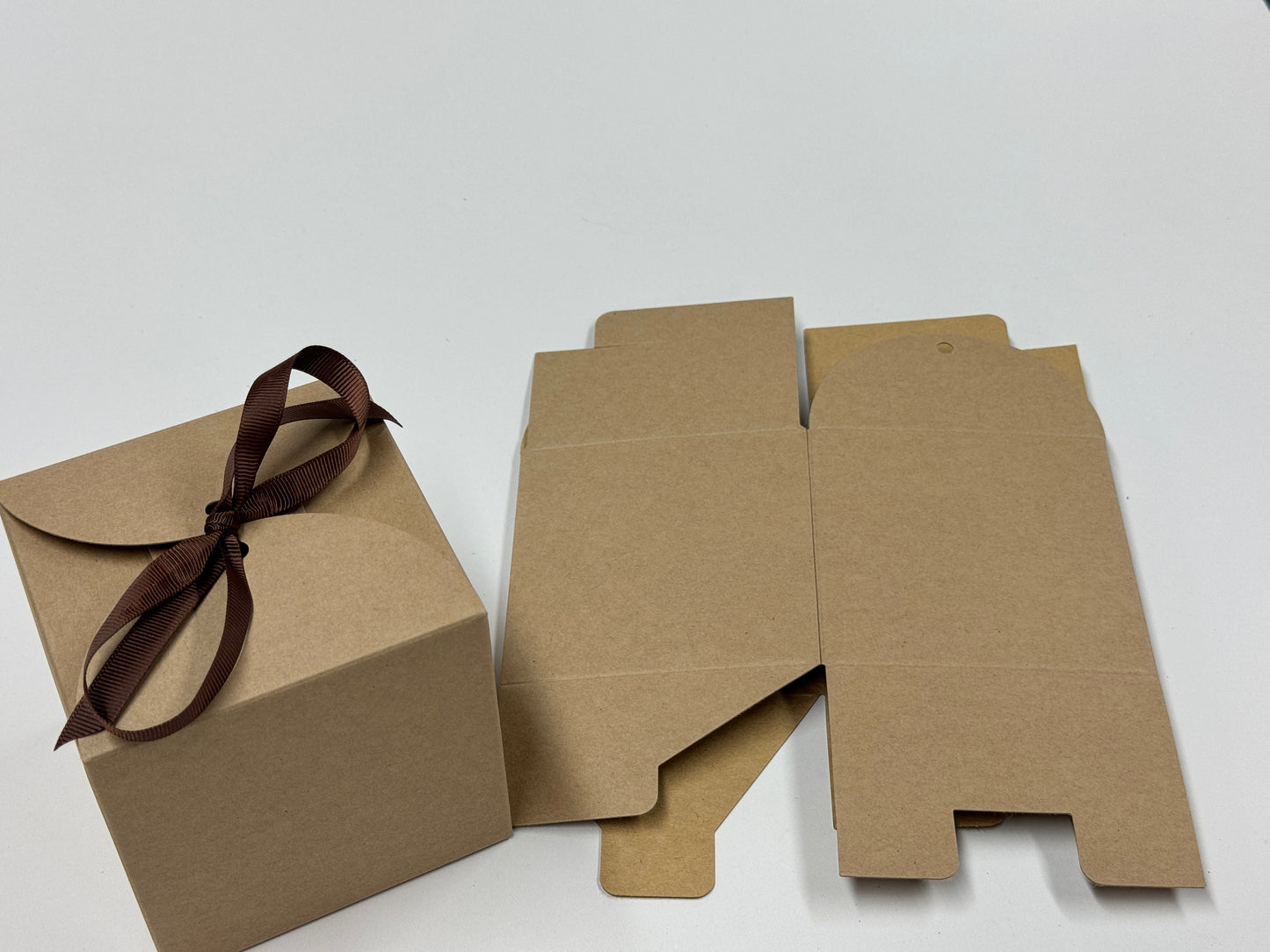 TIE TOP Wedding/Party Favour Box (large) - Size 10 x 10 x 10cm (Pack of x5)