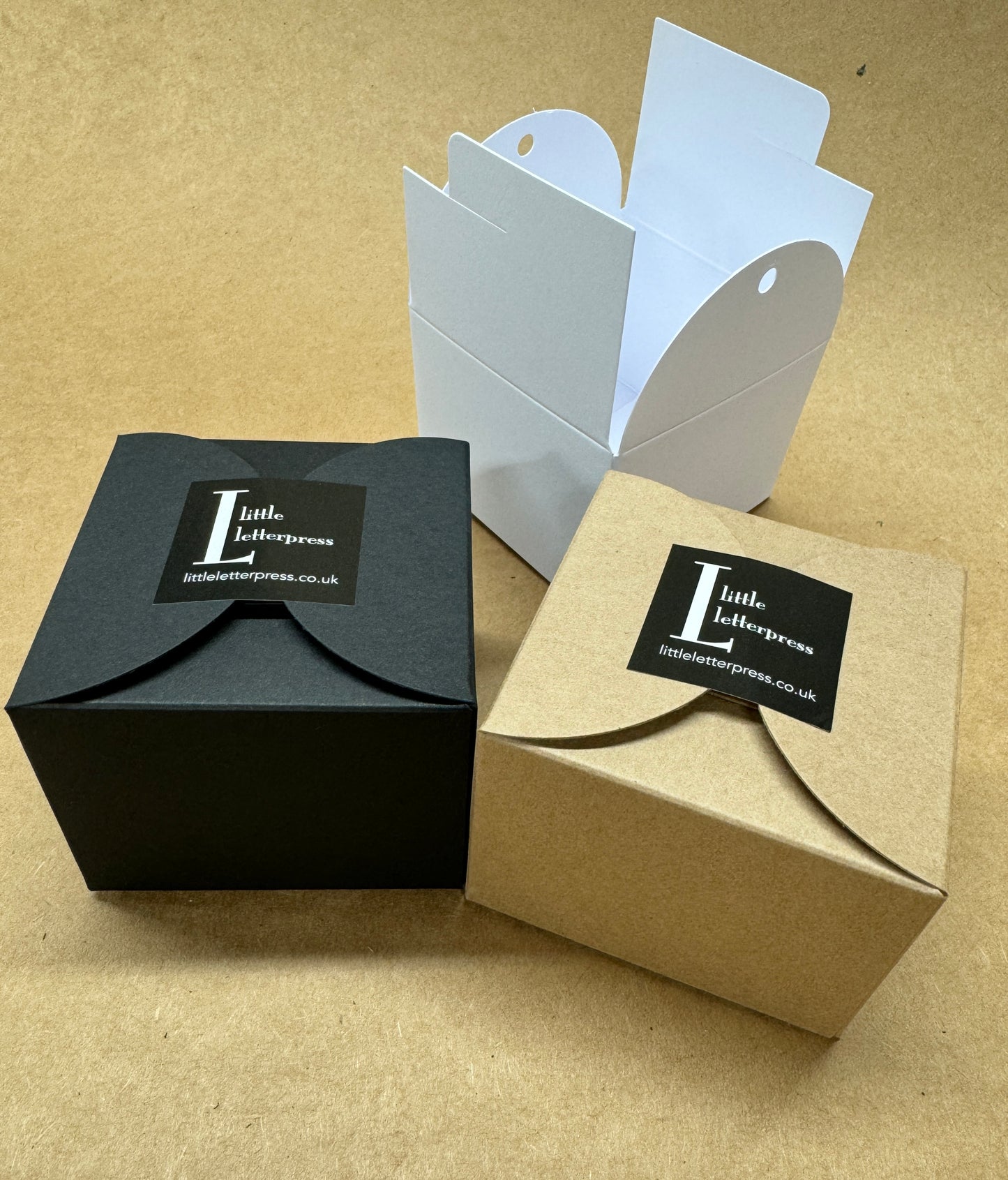 TIE TOP Wedding/Party Favour Box (small) - Size 8 x 8 x 6cm  (Pack of x10)