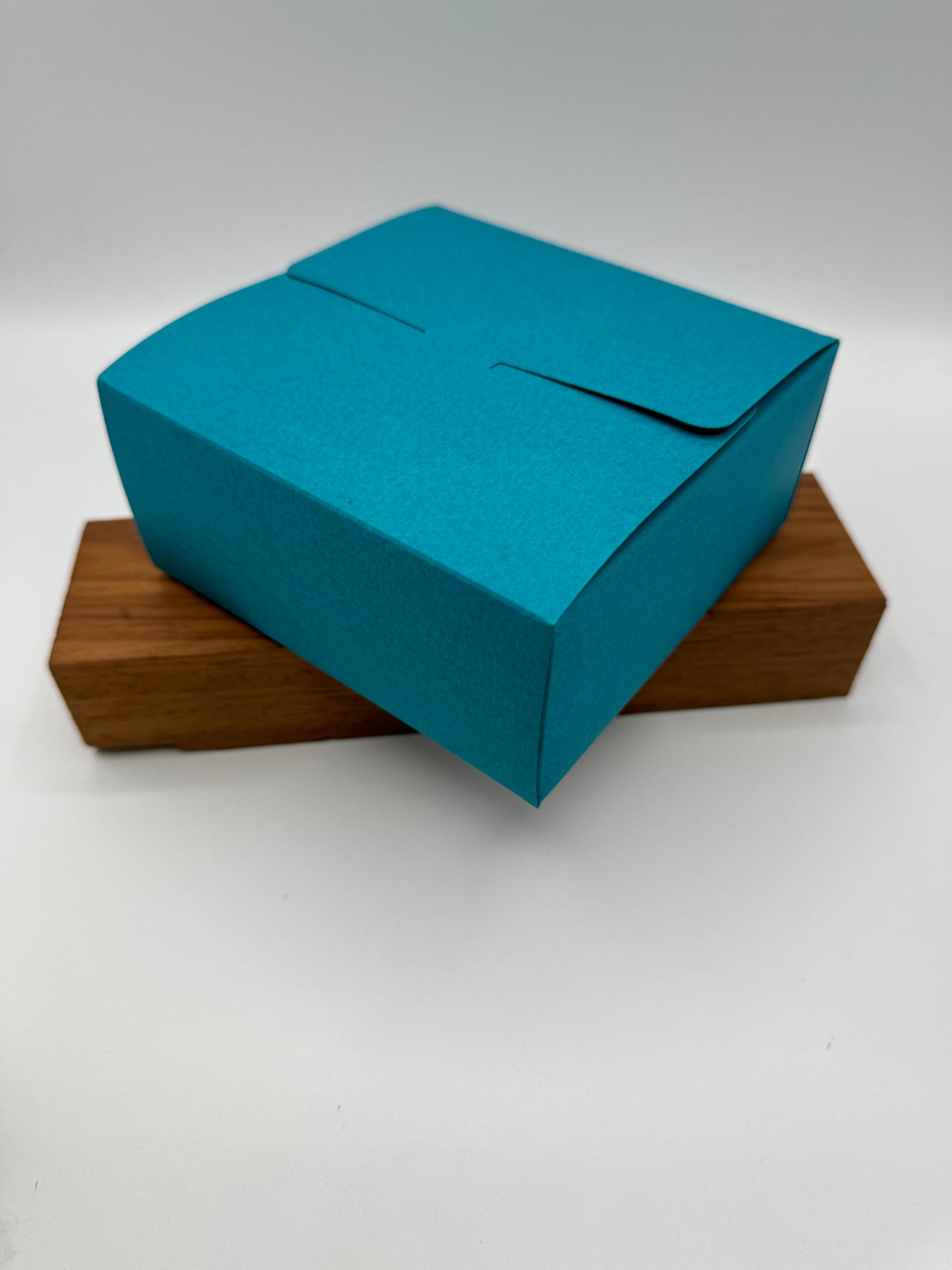 SALE | SQUARE BOX - Large | Size - 12.5 x 12.5 x 6cm - Discontinued Colours