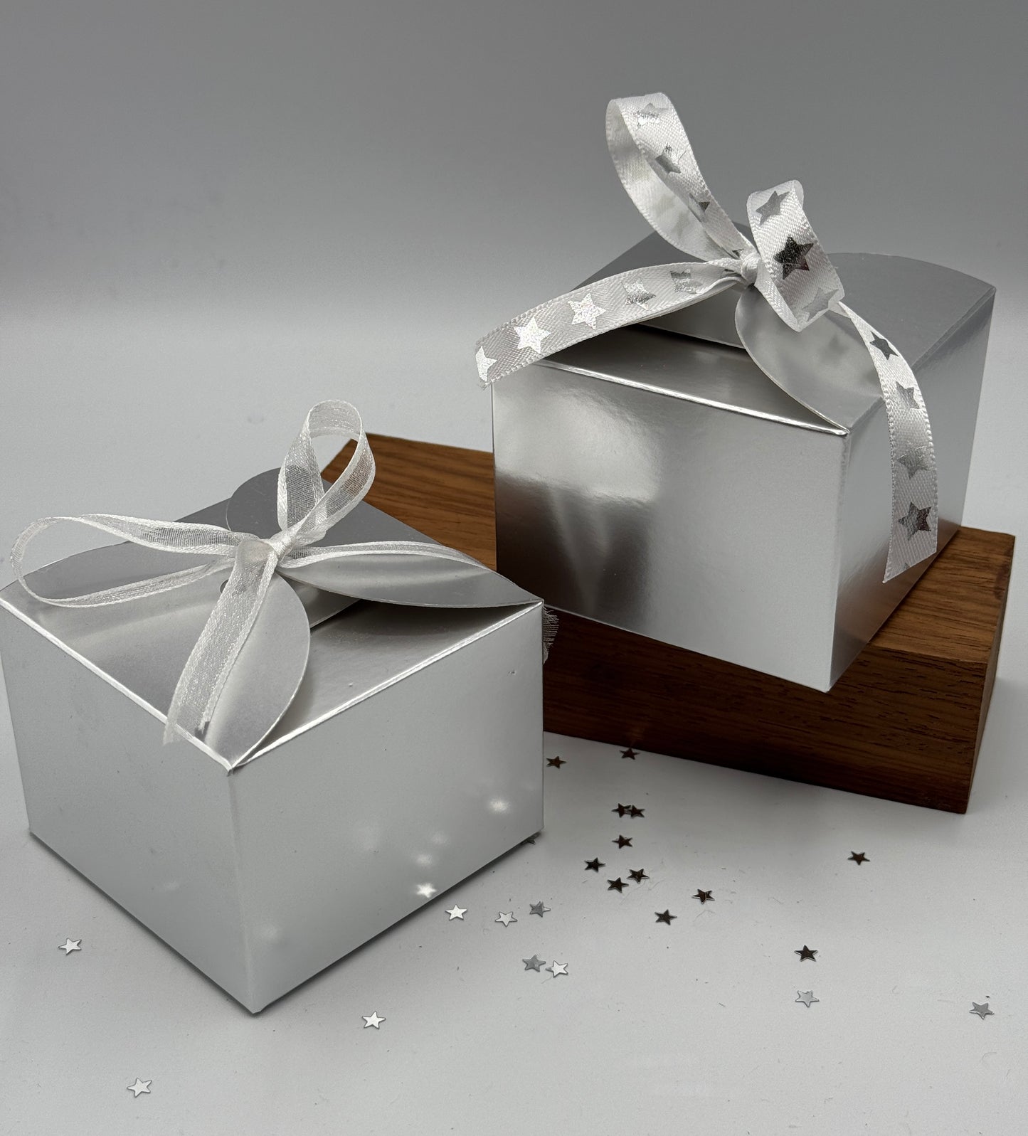SILVER Gift Boxes | 8 x 8 x 6cm | Satin Silver Finish, Tie top + Ribbon (x10)