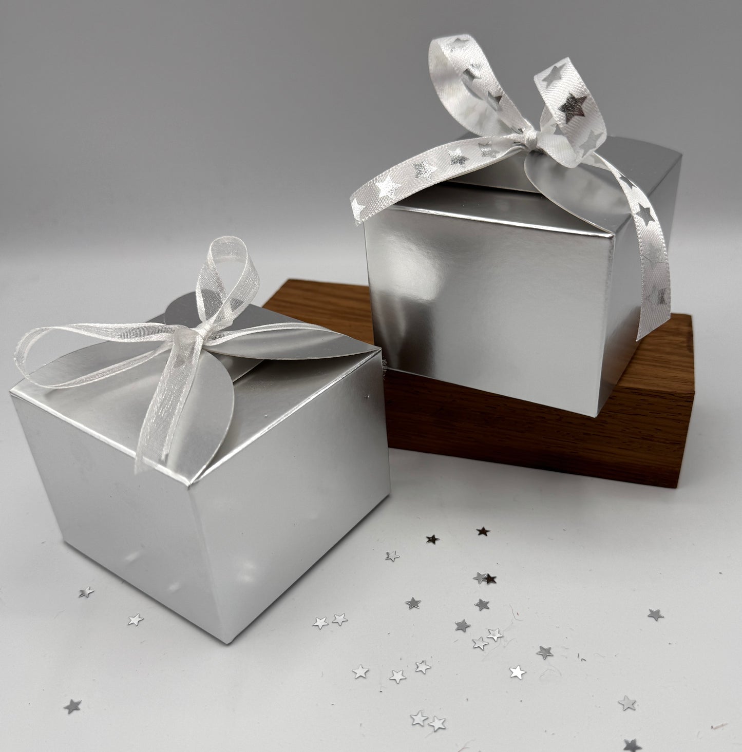 SILVER Gift Boxes | 8 x 8 x 6cm | Satin Silver Finish, Tie top + Ribbon (x10)