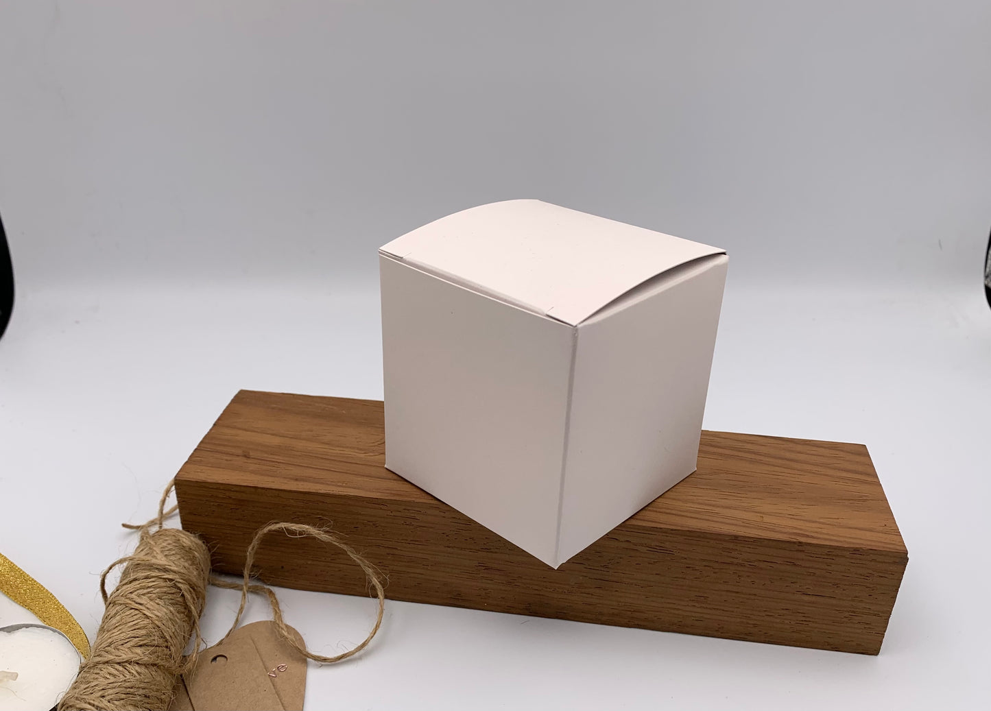 SALE | 7cm CUBE BOXES - Discontinued Colours