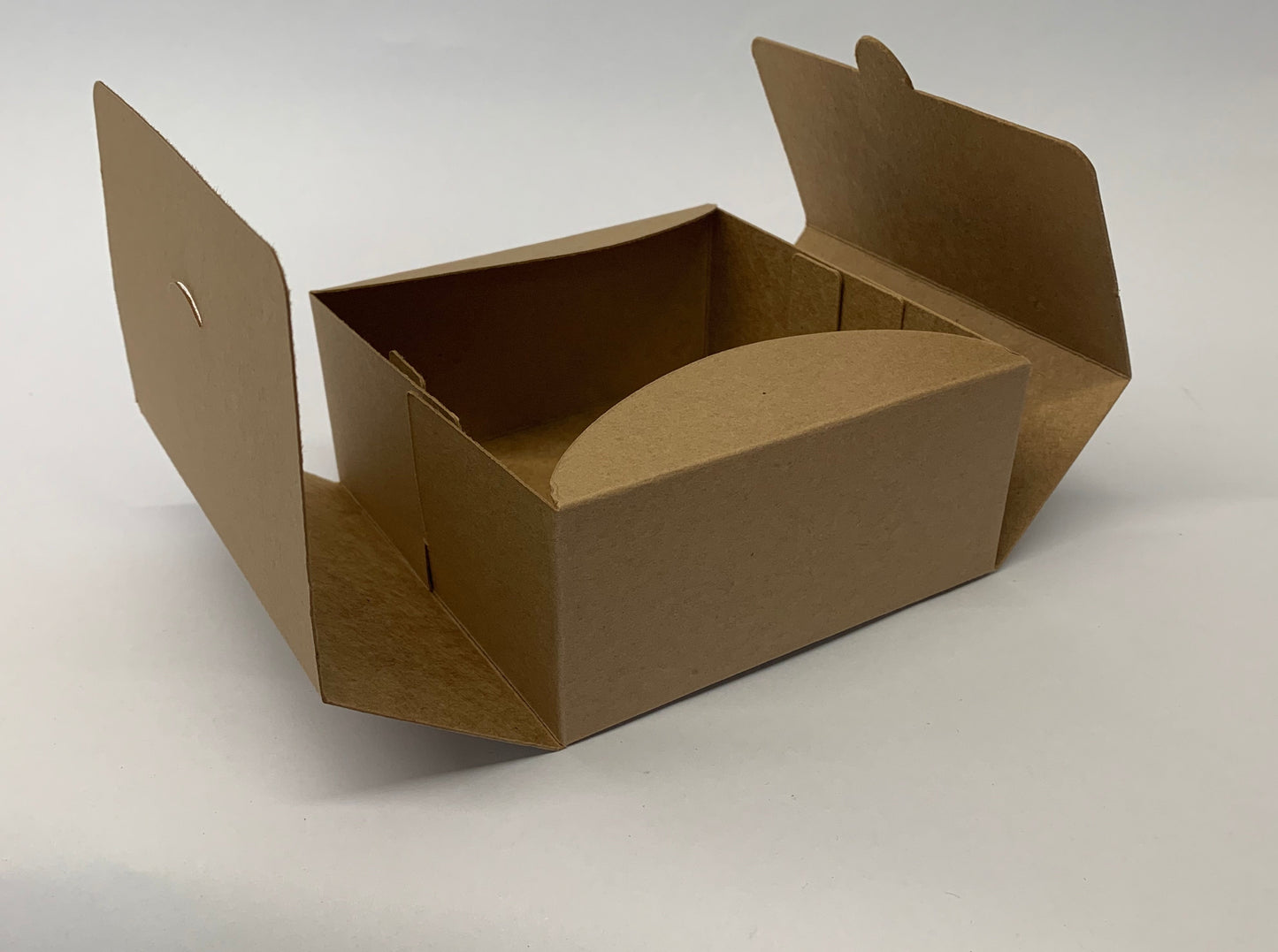 MEDIUM SQUARE BOXES - Size 10 x 10 x 4cm  (Pack of x10)