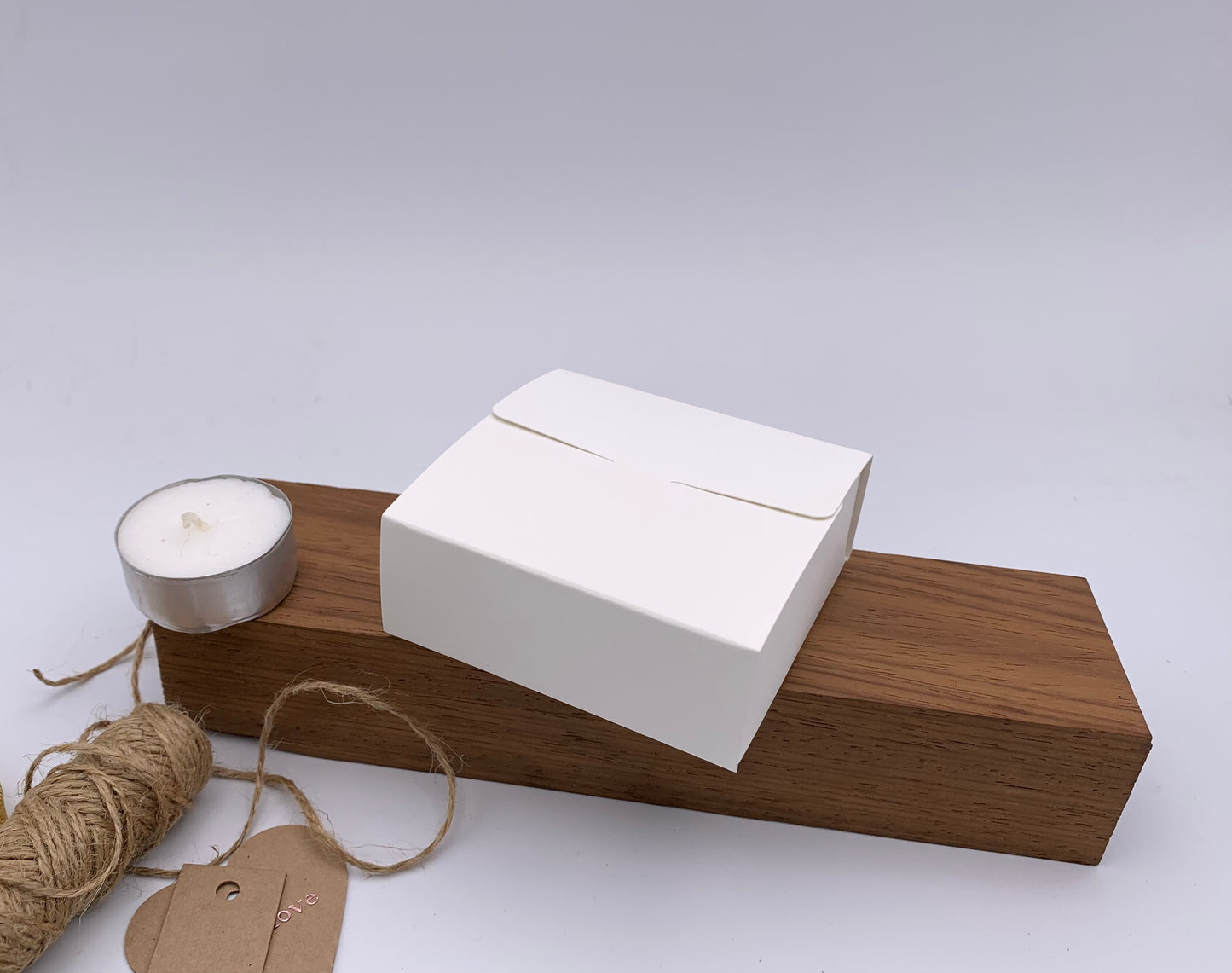 SQUARE BOXES- Small | Size 8 x 8 x 3cm (10 Boxes)