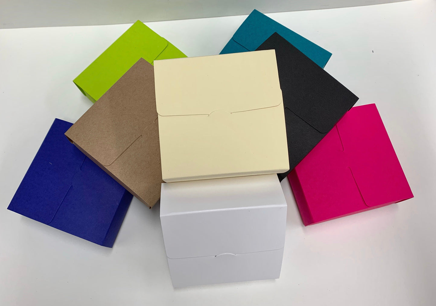 SQUARE BOXES- Small | Size 8 x 8 x 3cm (10 Boxes)