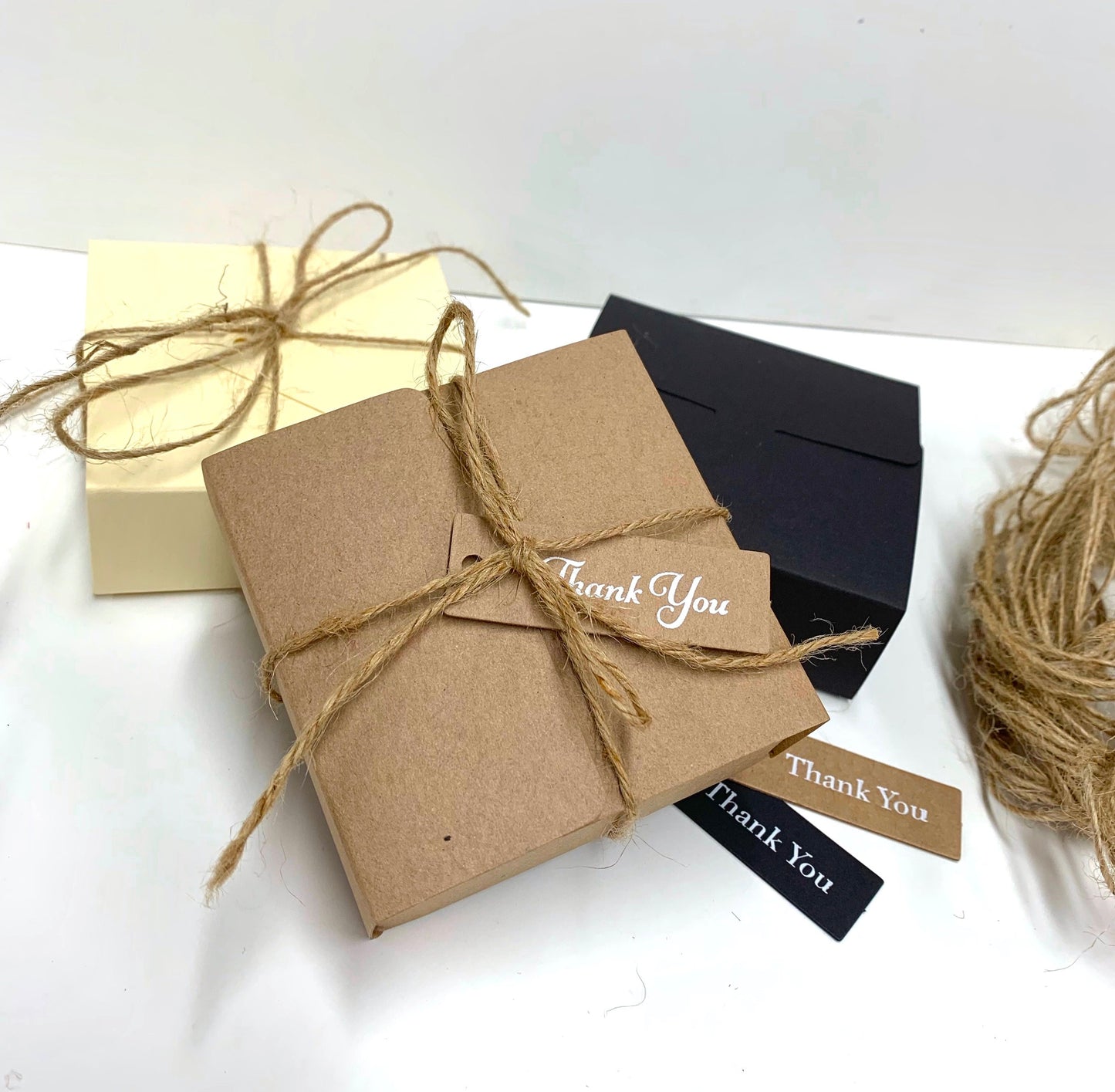 SQUARE BOXES- Small | Size 8 x 8 x 3cm (10 Boxes)