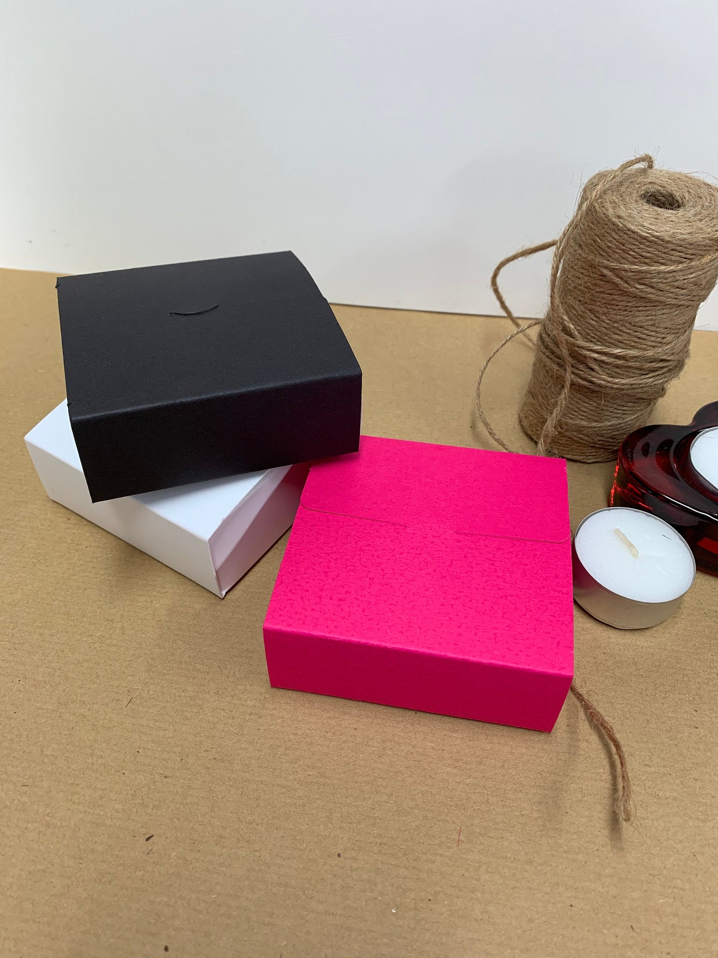 SQUARE BOXES- Small | Size 8 x 8 x 3cm (10 Boxes)