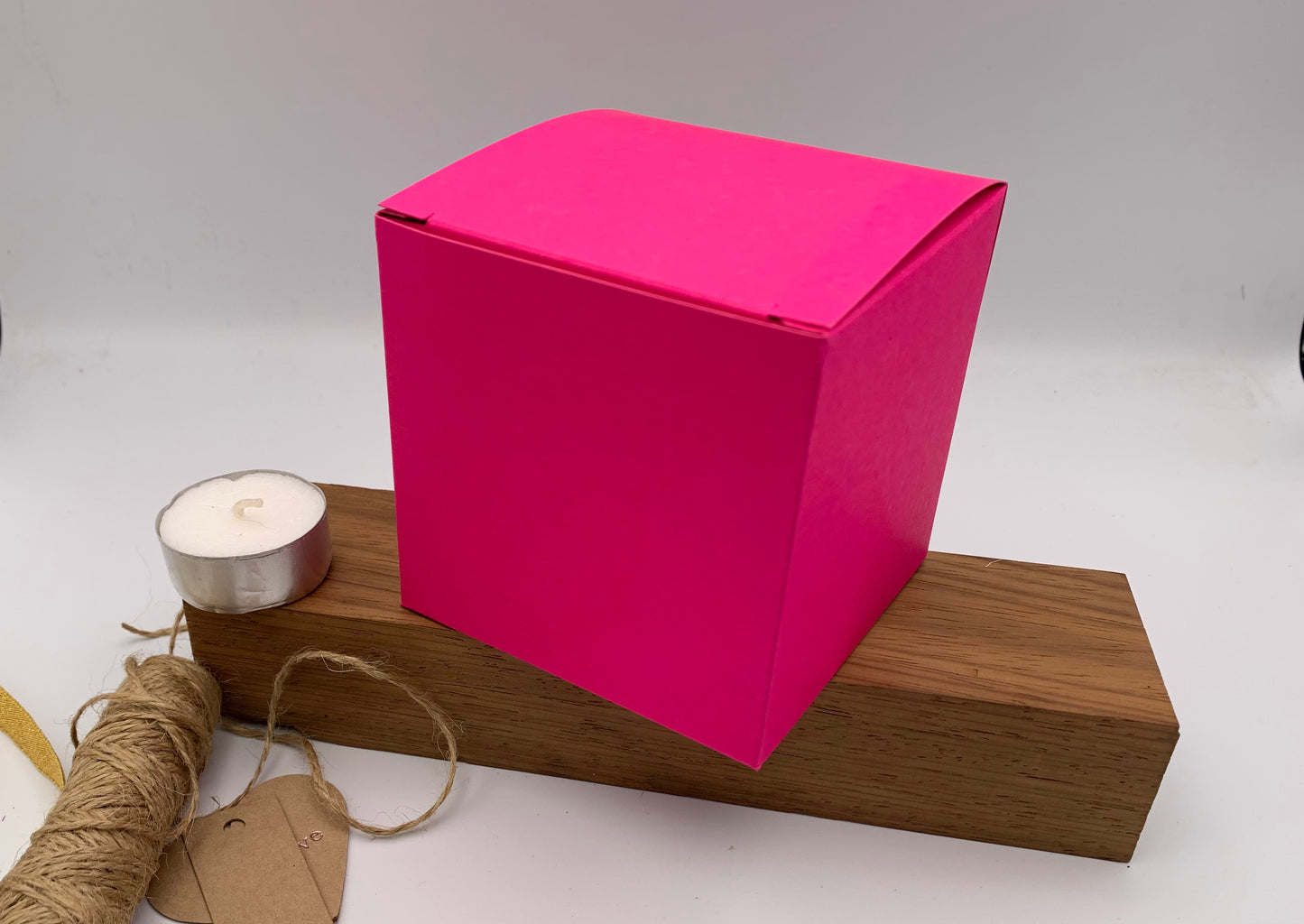 SALE | 9cm CUBE BOXES (x5) - Discontinued Colours