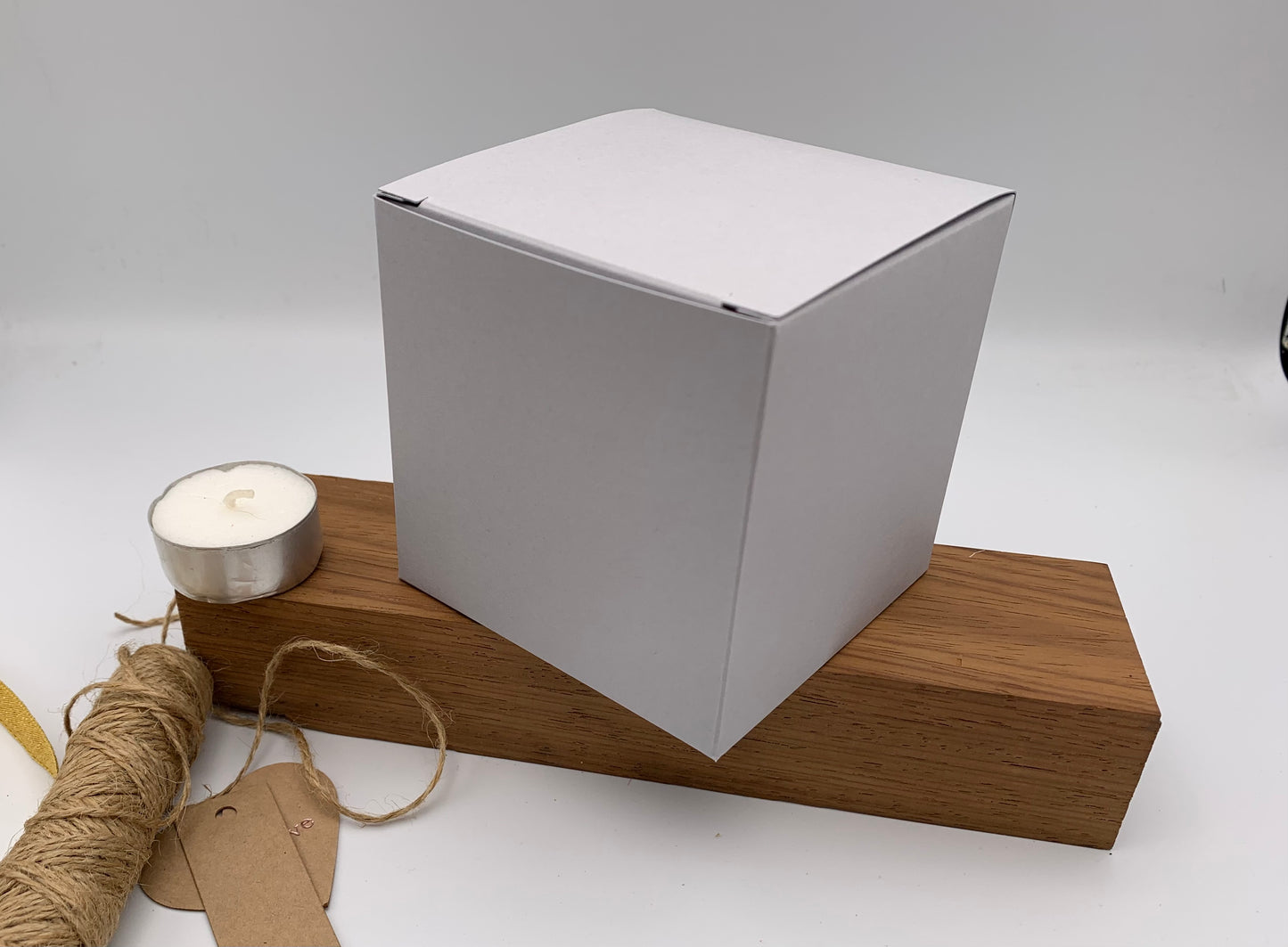 SALE | 9cm CUBE BOXES (x5) - Discontinued Colours