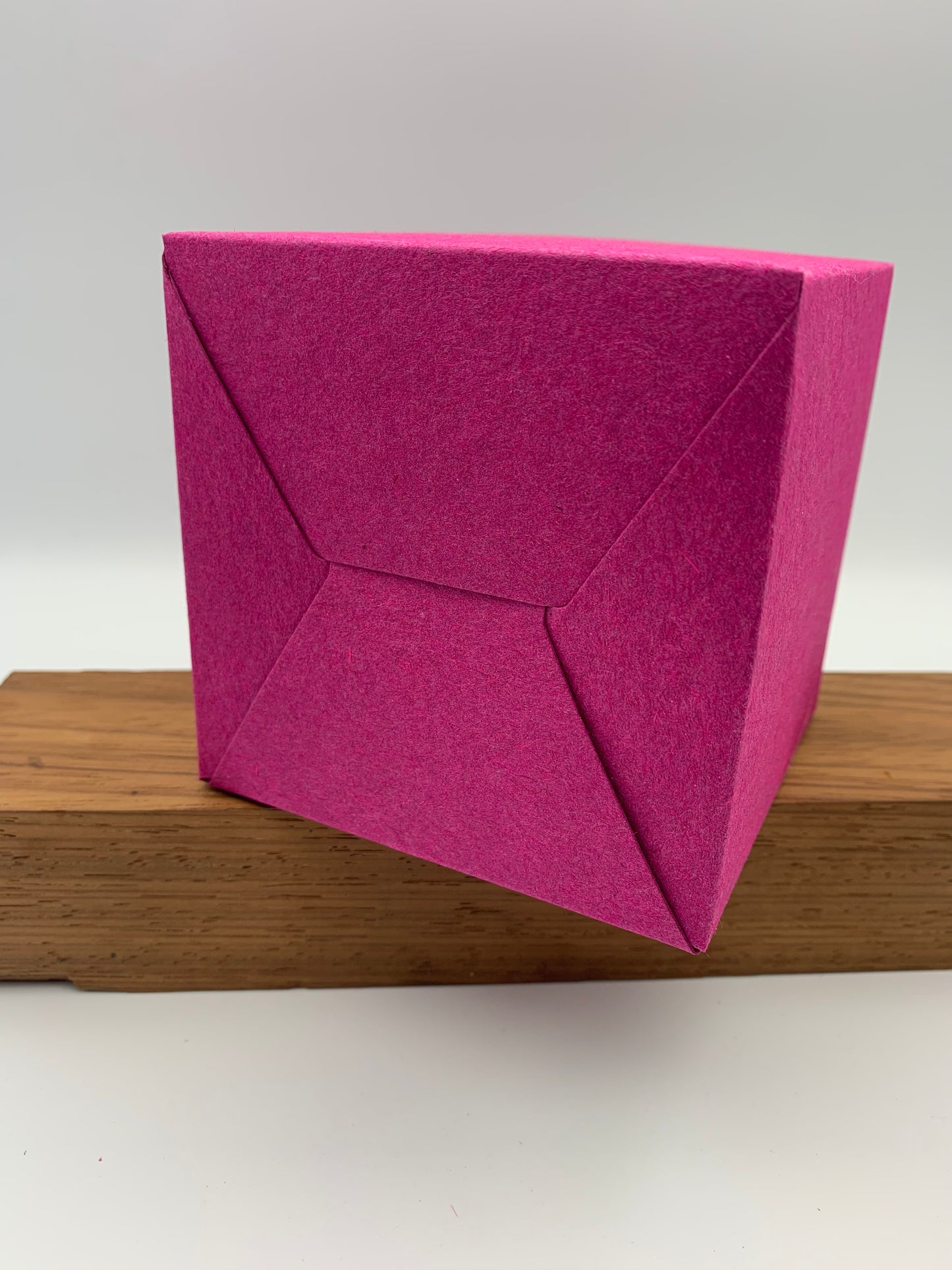 SALE | 9cm CUBE BOXES (x5) - Discontinued Colours