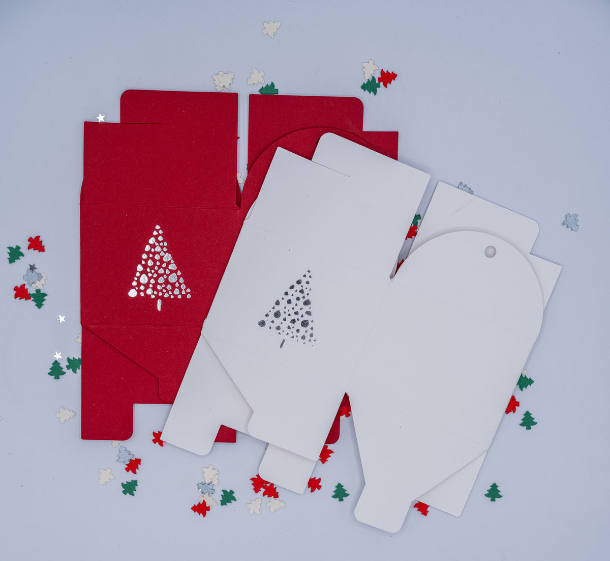 Christmas 'SILVER TREE'  Gift Boxes - Size 8 x 8 x 6cm  (Pack of x6)
