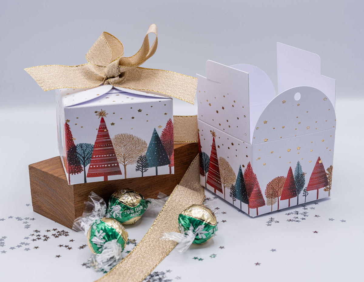 Christmas 'FESTIVE TREES'  Gift Boxes - 2 size Options  (Pack of x6)