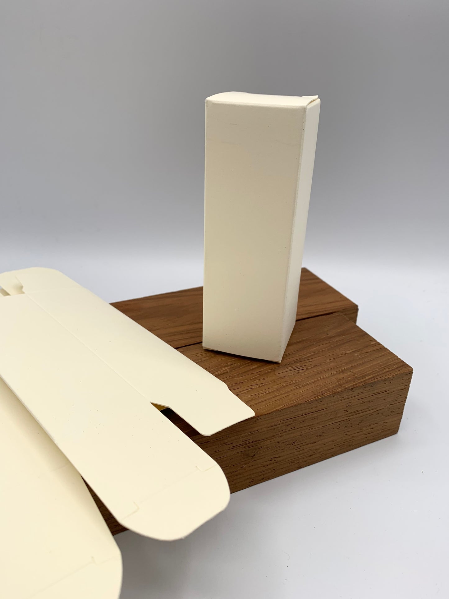 BOTTLE BOX -  Size 38 x 38 x 110mm | 30ml