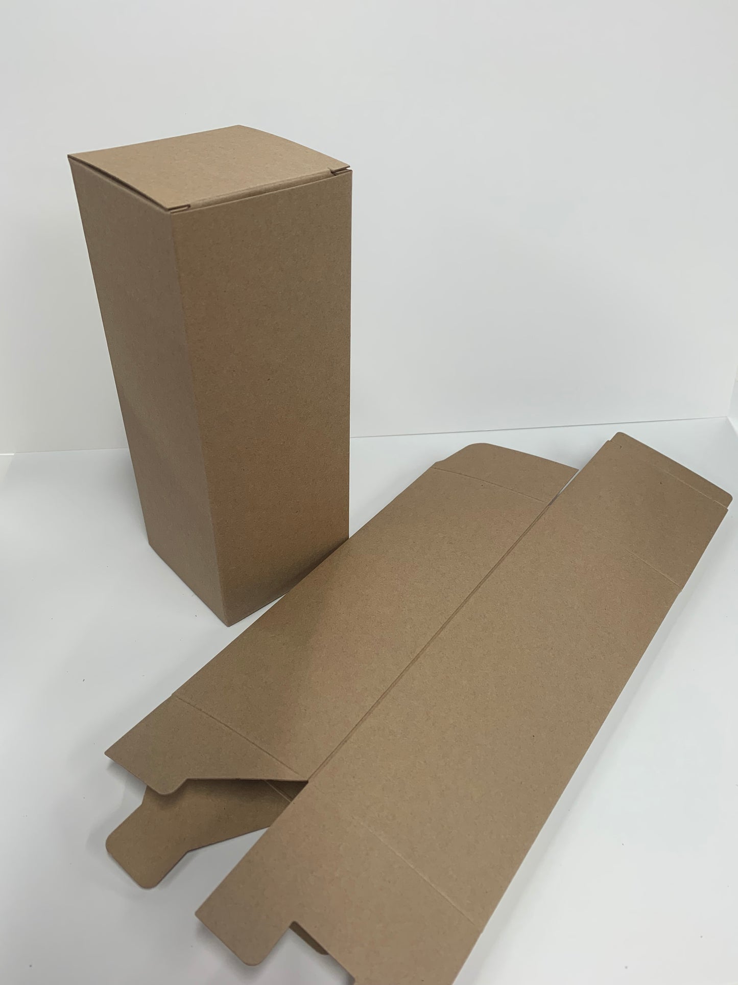 BOTTLE BOX - Size 70 x 70 x 180mm
