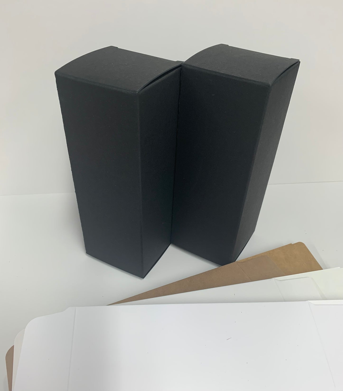 BOTTLE BOX - Size 70 x 70 x 180mm
