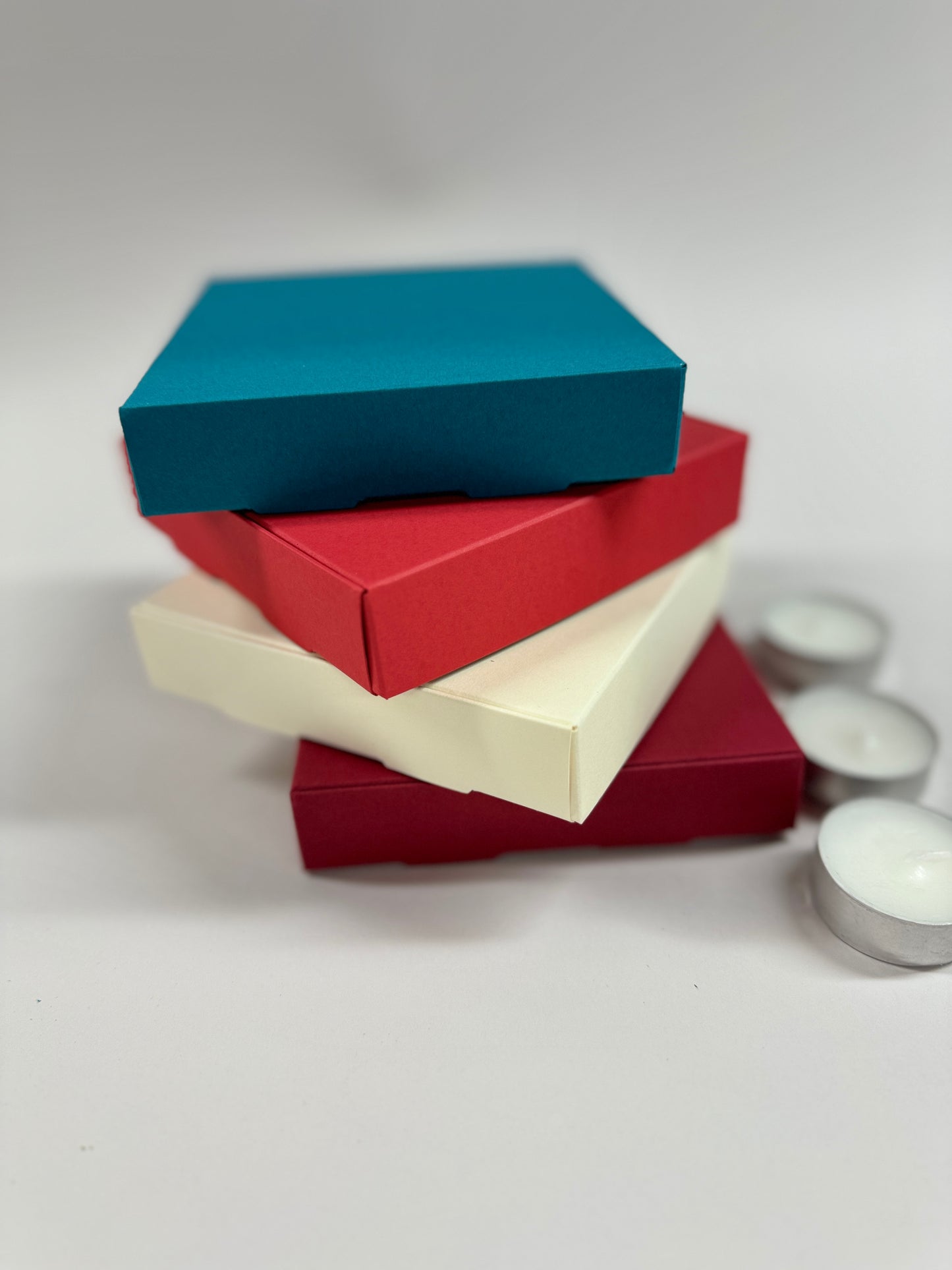 9 TEALIGHT CUPS / WAX MELTS BOX |  Size 120 x 120 x 25mm | (Pack of 10)