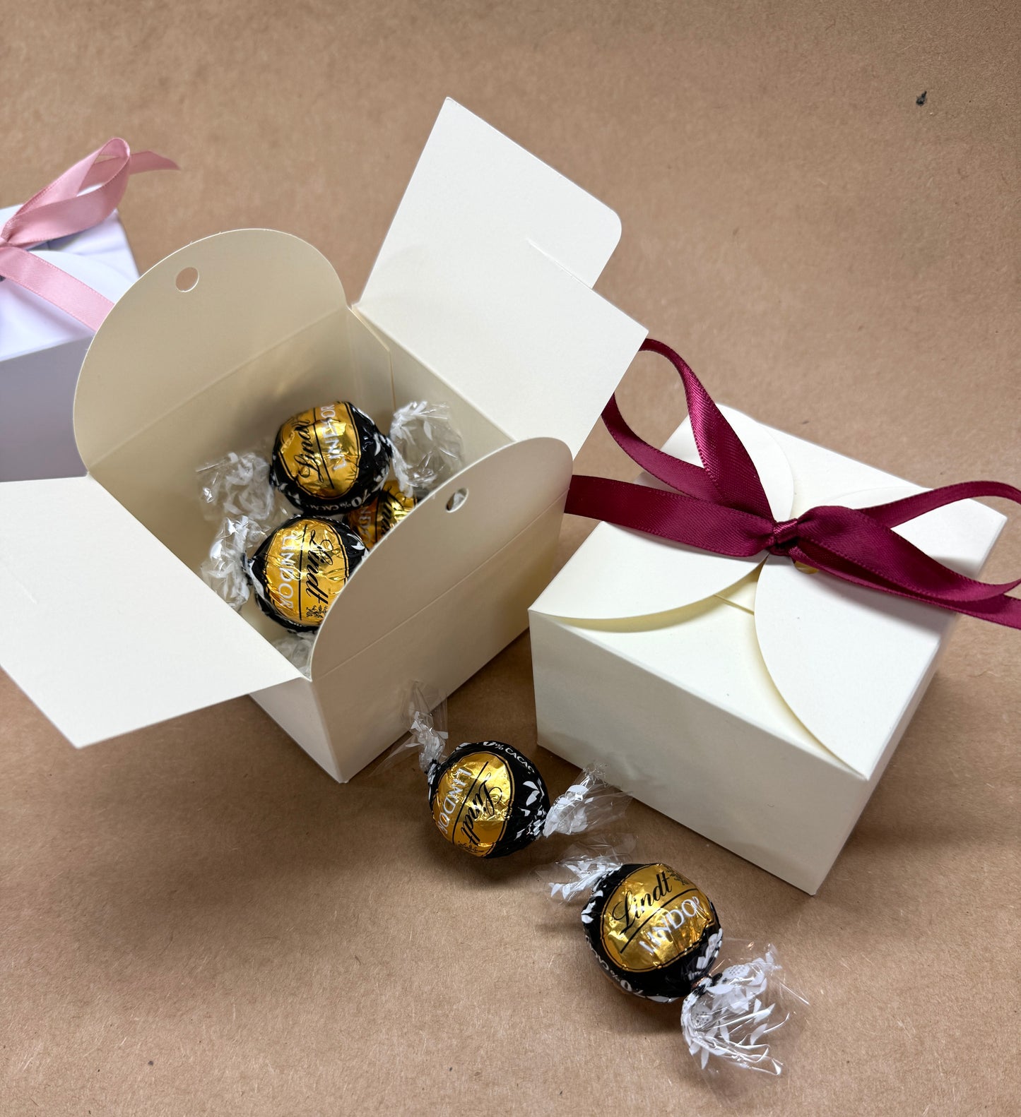 TIE TOP Wedding/Party Favour Box (small) - Size 8 x 8 x 6cm  (Pack of x10)