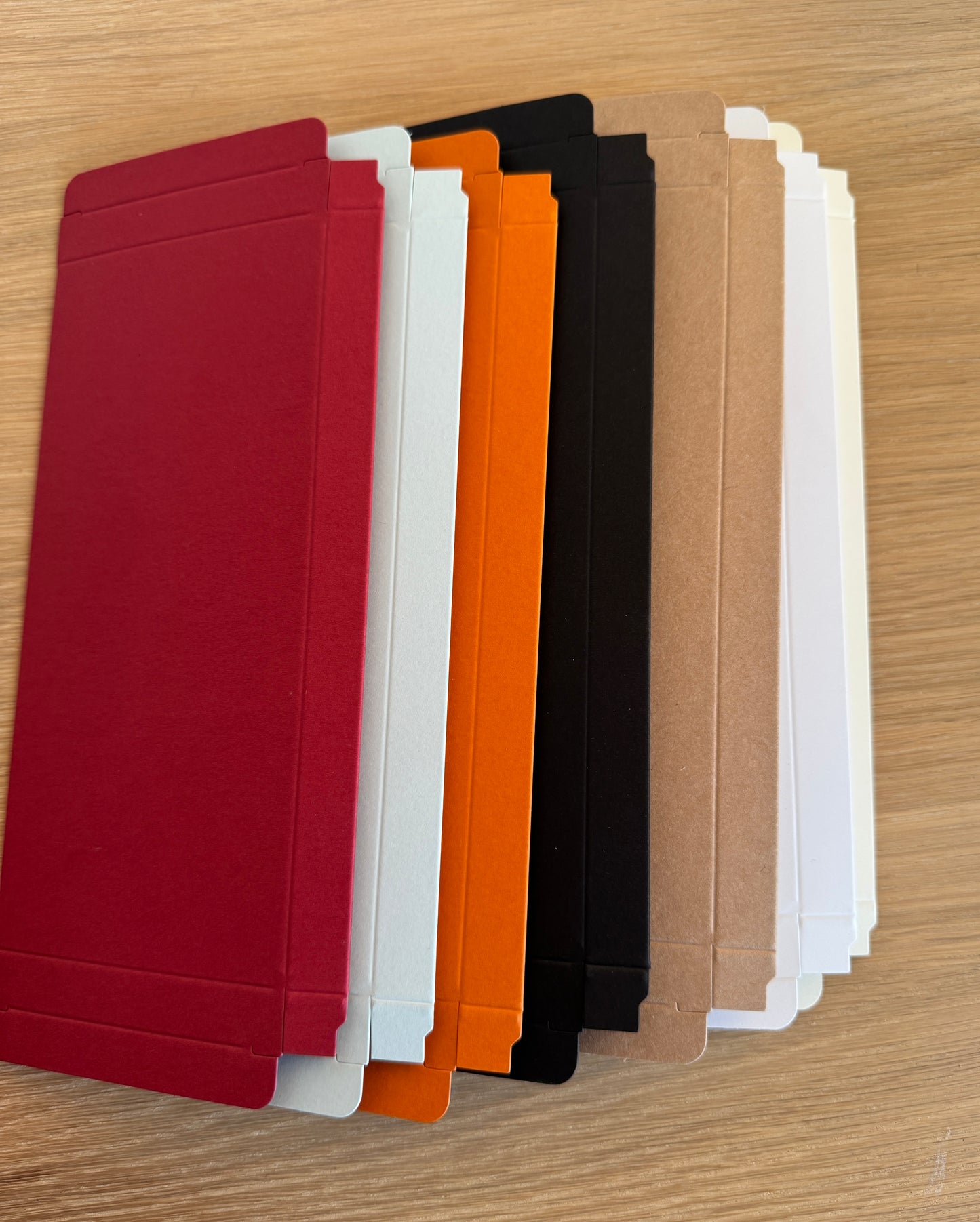 SLIM BOX | Size 190 x 90 x 15mm | Chocolate/Confectionery, Snap Bar, Clothing-Scarf/Ties/Gloves