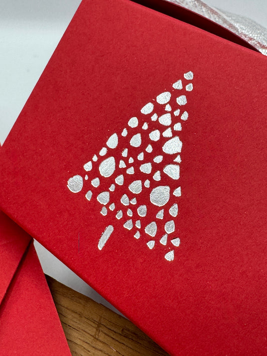 Christmas RED Gift Boxes with 'SILVER TREE'  Size:  8 x 8 x 6cm  (Pack of x6)